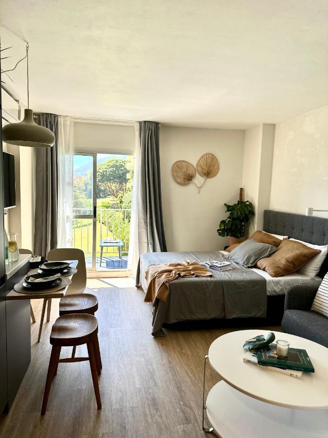 Minerva Estudio Suite La Biznaga , Beach And Pool Benalmádena Eksteriør bilde